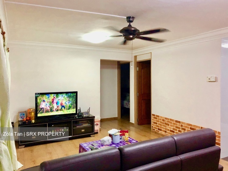 Woodlands Street 31 thumbnail photo